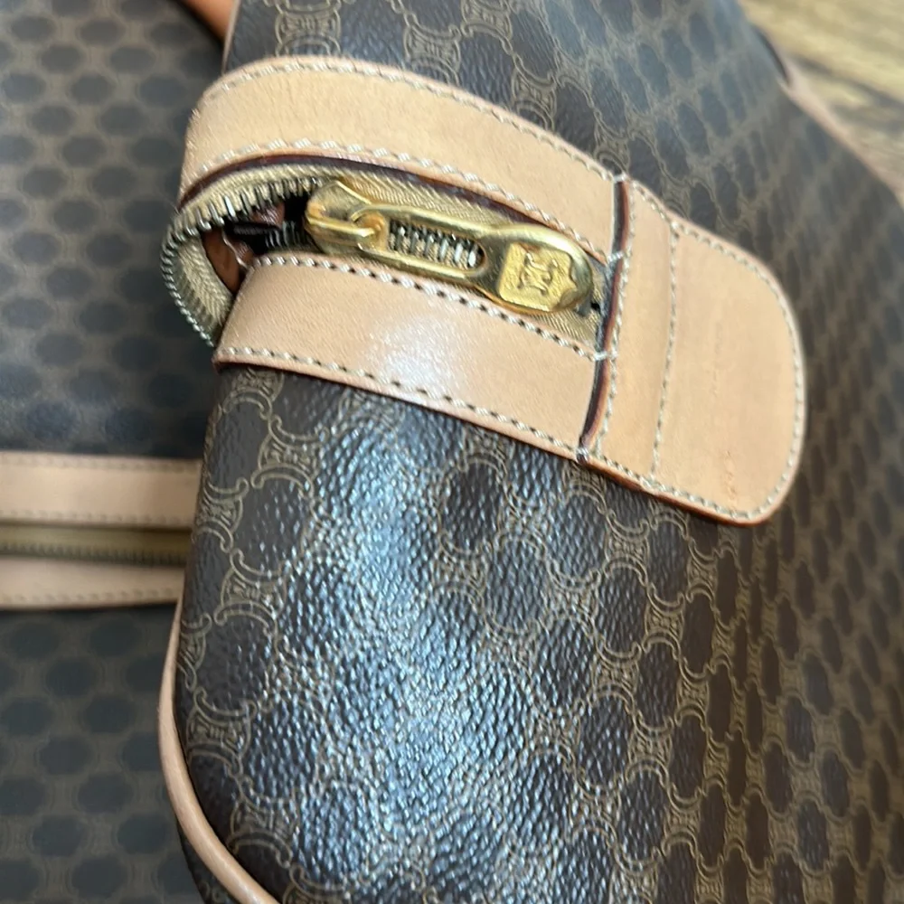 ❌SOLD❌ Celine Travel Tote Duffle Bag with Lock/Key Weekender - Picture 7 of 15
